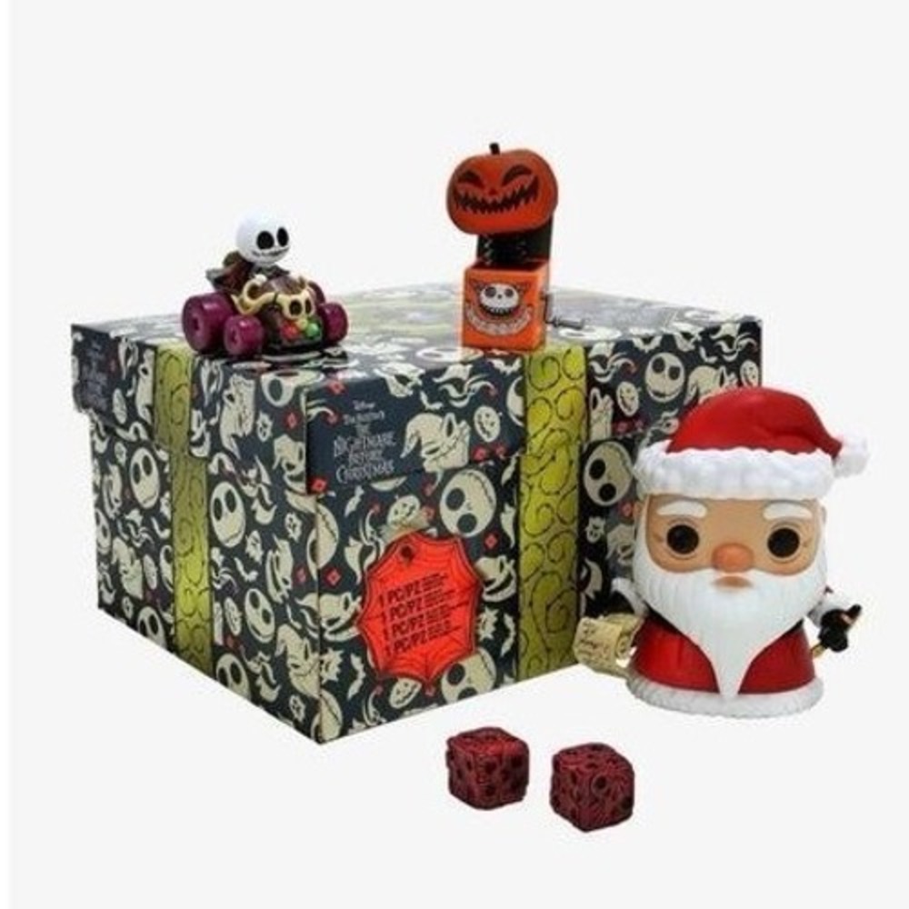Funko Disney Treasures NIGHTMARE BEFORE CHRISTMAS BOX Hot‎ Topic Exclusives Set